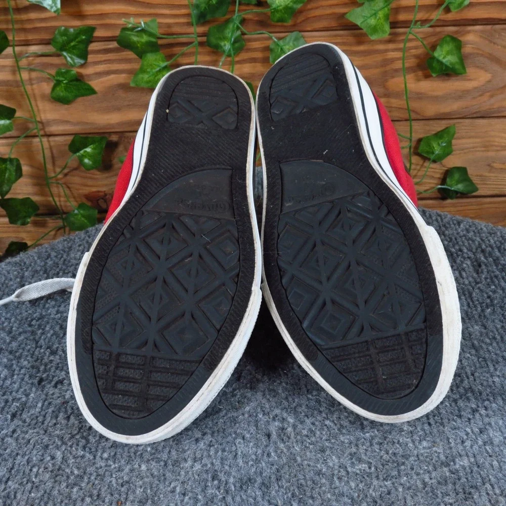 Converse‎ High Street Boys Athletic Shoe Size 2 Casual Red Grey Canvas Sneakers